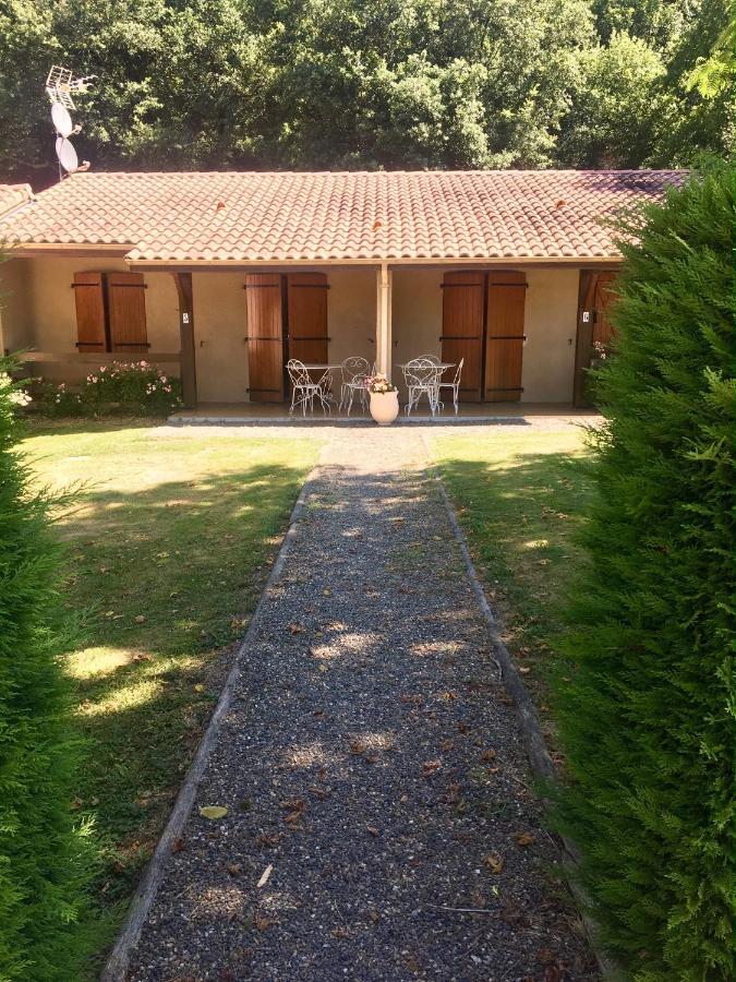 Bungalows Les Thuyas Eugenie les Bains Bagian luar foto